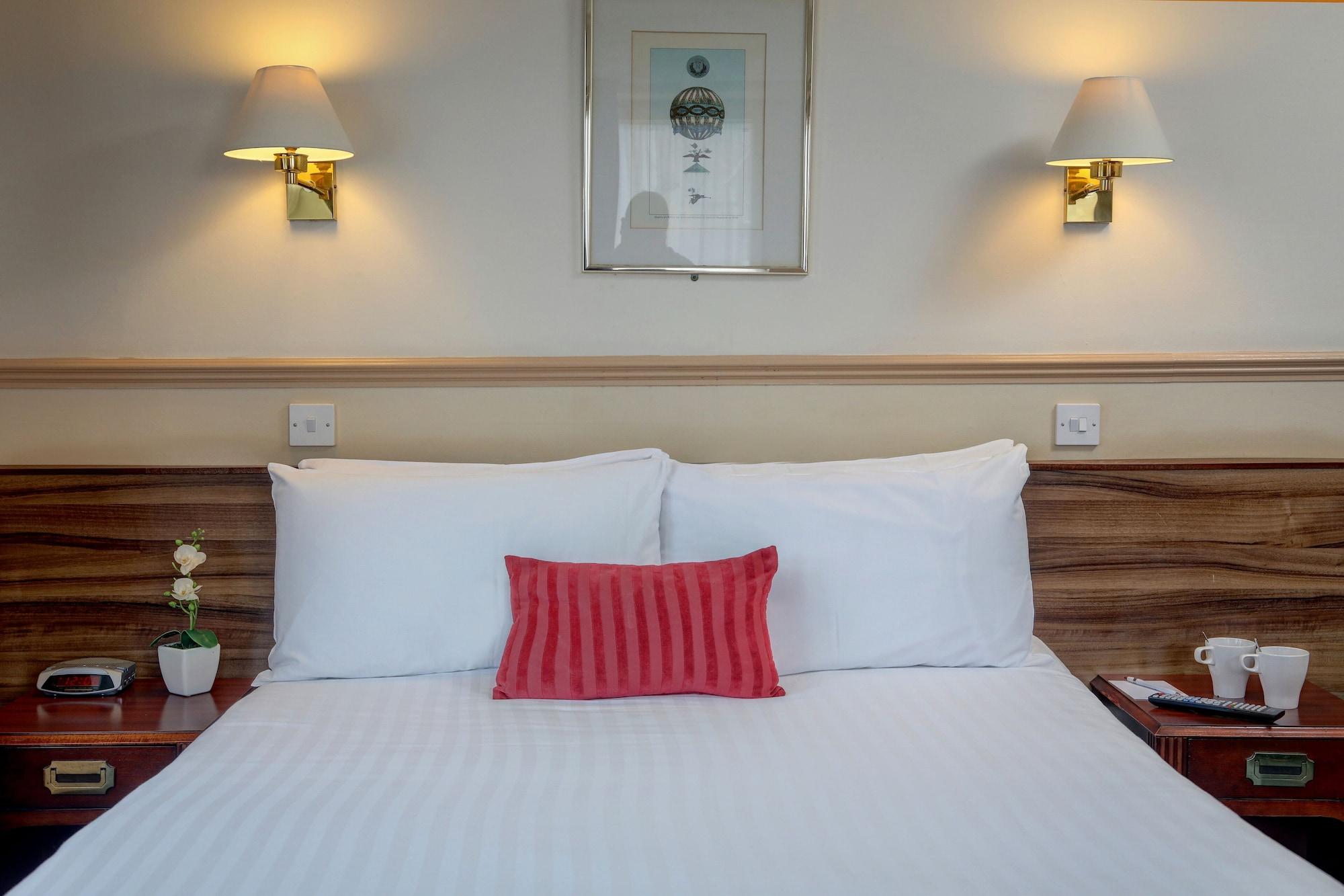 Western Queens Hotel Perth