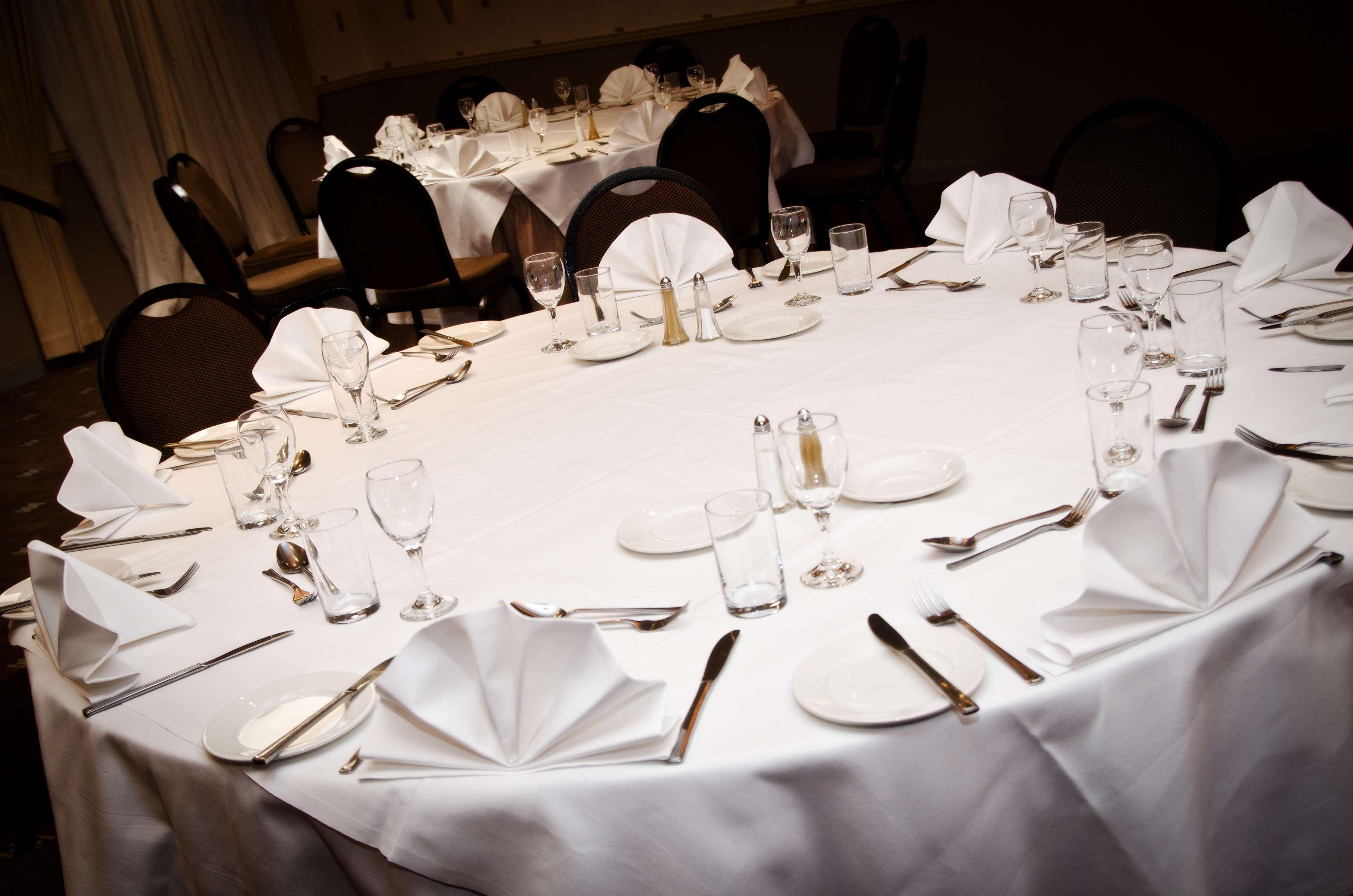 Western Queens Hotel 3*